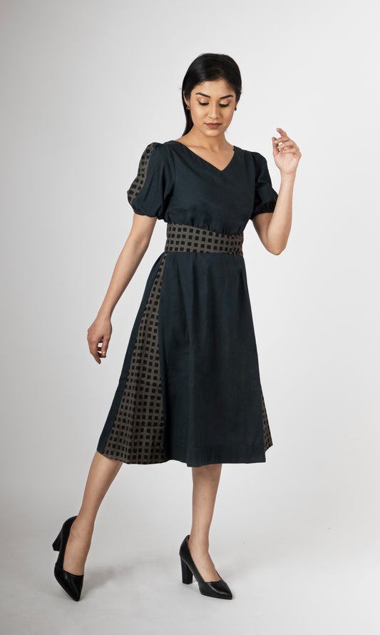 A Line puffed sleeves dress with belt